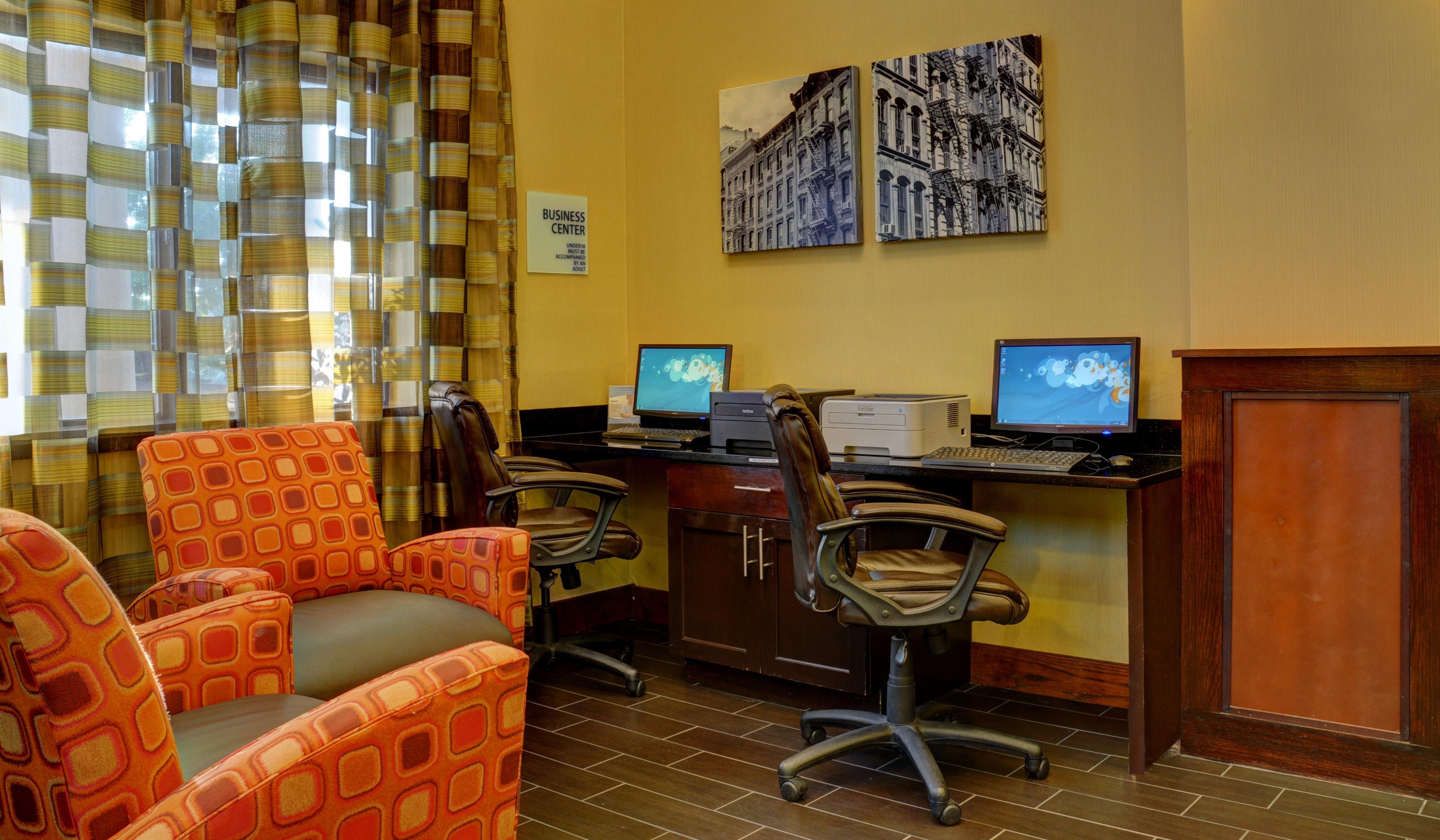 Holiday Inn Express & Suites Midwest City By Ihg Dış mekan fotoğraf
