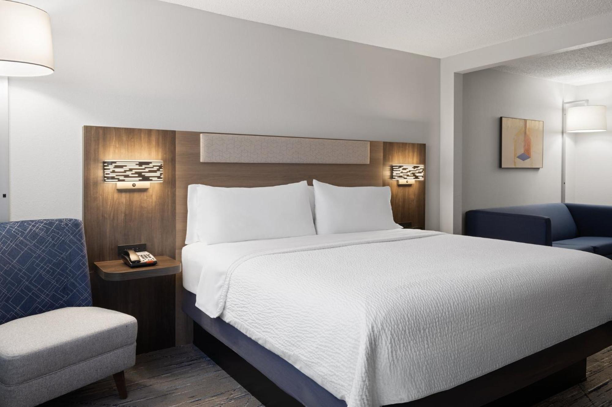 Holiday Inn Express & Suites Midwest City By Ihg Dış mekan fotoğraf