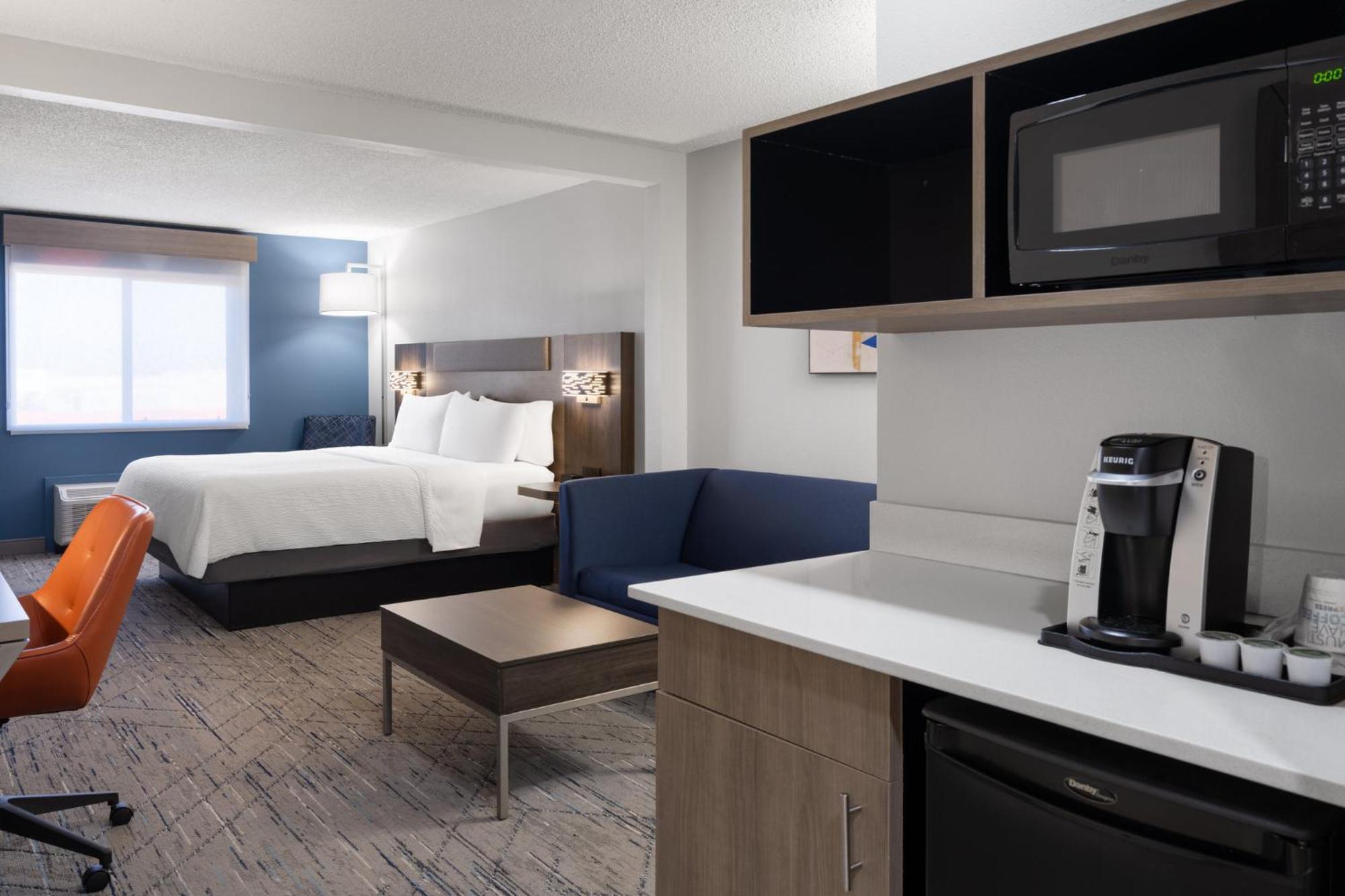 Holiday Inn Express & Suites Midwest City By Ihg Dış mekan fotoğraf