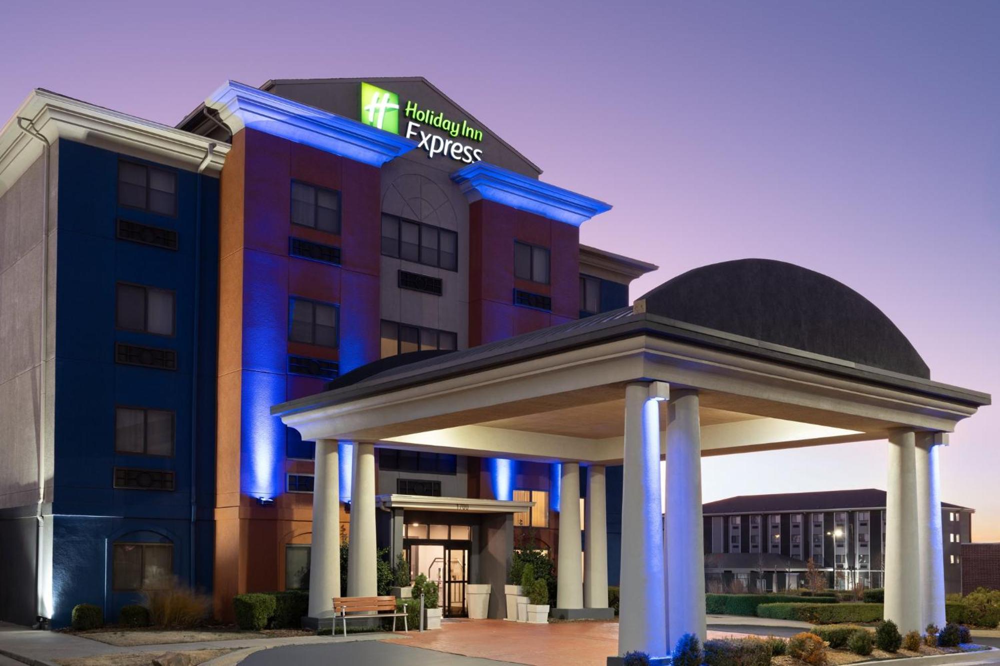 Holiday Inn Express & Suites Midwest City By Ihg Dış mekan fotoğraf